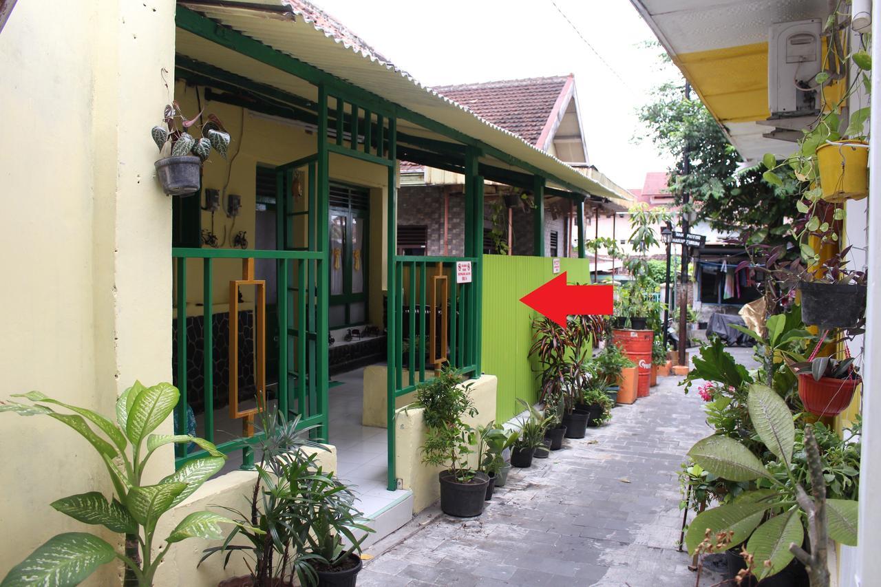 D'Santoso Homestay Yogyakarta Eksteriør billede