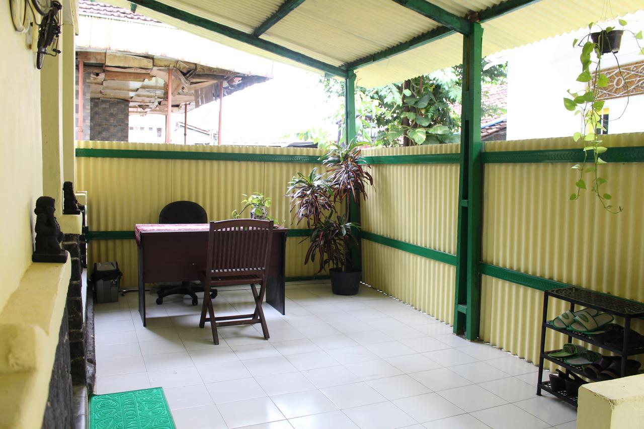 D'Santoso Homestay Yogyakarta Eksteriør billede