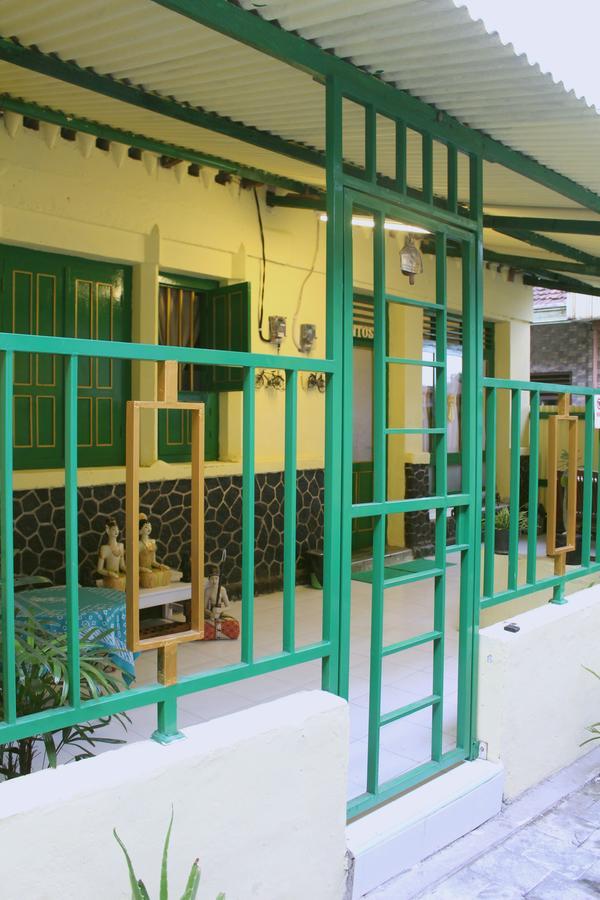 D'Santoso Homestay Yogyakarta Eksteriør billede